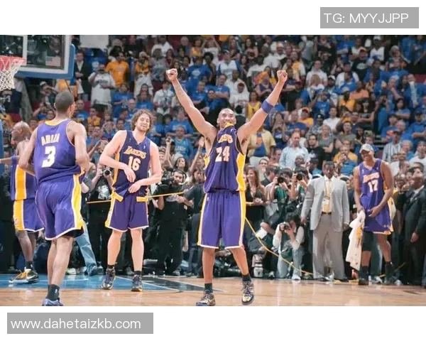 2017年NBA总决赛火箭与骑士的巅峰对决回顾与精彩瞬间解析 2017年NBA总决赛火箭与骑士的巅峰对决回顾与精彩瞬间解析